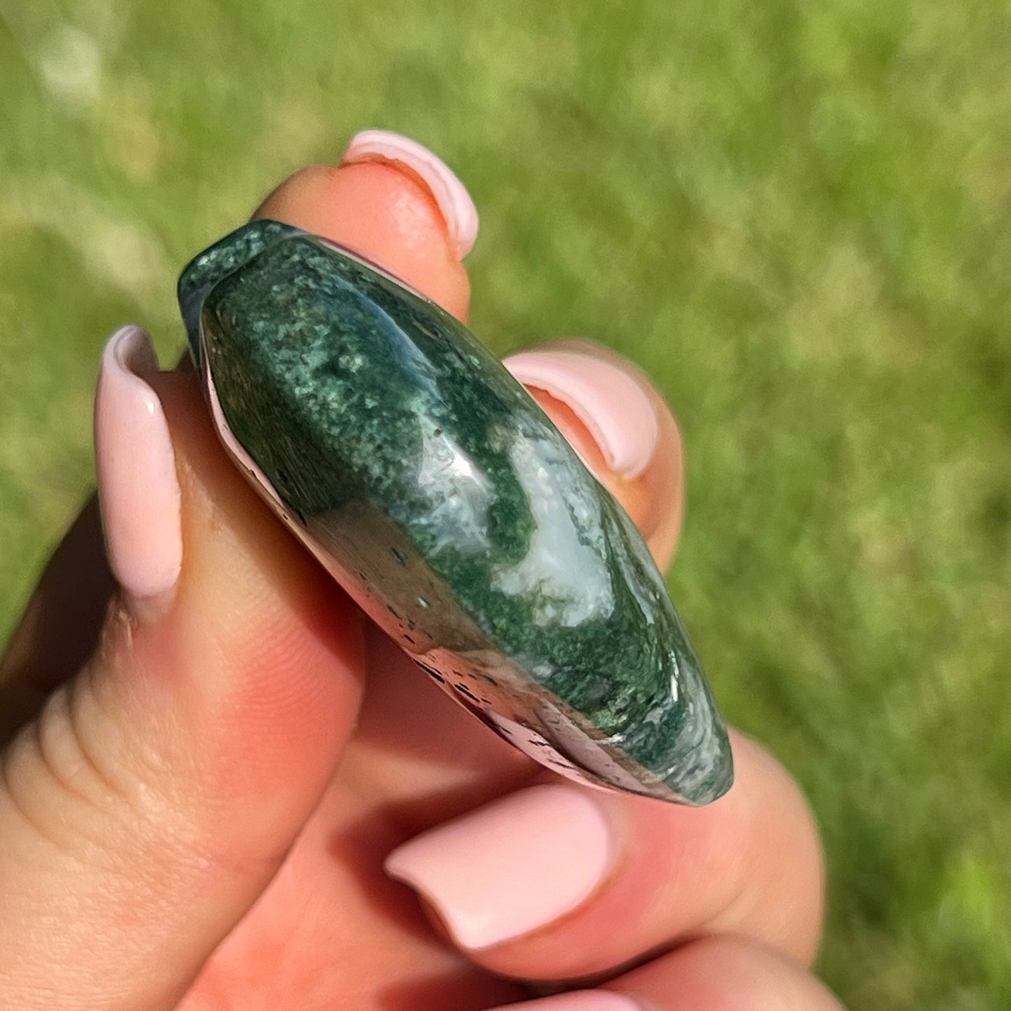 Beautiful Water Aquatic Moss Agate Crystal Heart